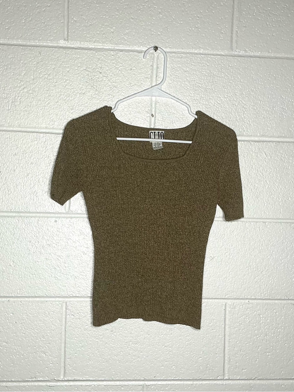 < Vintage Clio Silk Blend Knit Square Neck Short Sleeve Top >